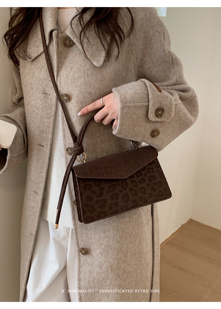 Modne torebki damskie z motywe – Women Bags 2026 Trends recenzja i cena